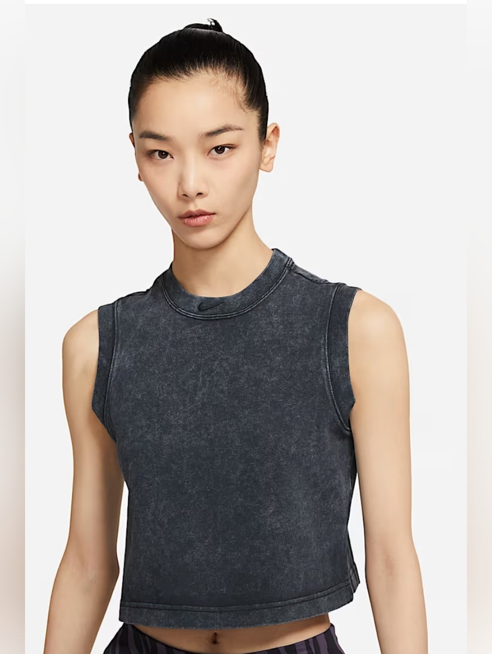 NWT  NIKE  TOP